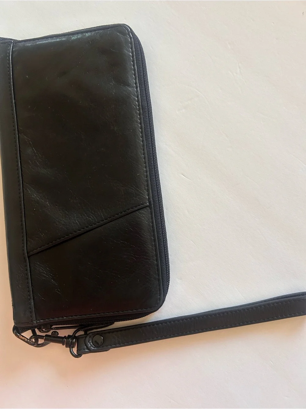 Brookstone Black Leather Wristlet Wallet